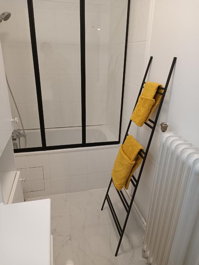 Chelles Centre Ville 2 Chambres Pres Des Bords De Marne 10 Minutes A Pieds De La Gare De Chelles-Gournay 5 Minutes De La Gare De Vaires-Sur-Marne 20 Minutes De Disneyland Jusqu'A 5 Couchages Possibles Ngoại thất bức ảnh