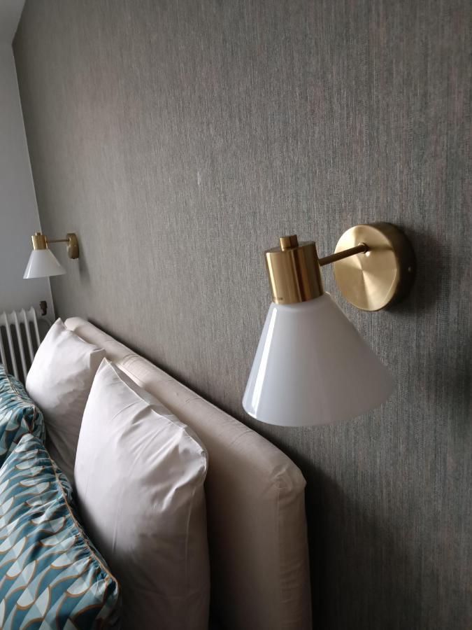 Chelles Centre Ville 2 Chambres Pres Des Bords De Marne 10 Minutes A Pieds De La Gare De Chelles-Gournay 5 Minutes De La Gare De Vaires-Sur-Marne 20 Minutes De Disneyland Jusqu'A 5 Couchages Possibles Ngoại thất bức ảnh