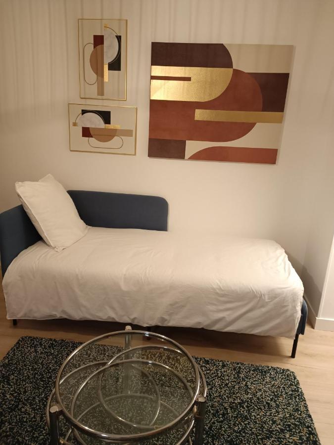 Chelles Centre Ville 2 Chambres Pres Des Bords De Marne 10 Minutes A Pieds De La Gare De Chelles-Gournay 5 Minutes De La Gare De Vaires-Sur-Marne 20 Minutes De Disneyland Jusqu'A 5 Couchages Possibles Ngoại thất bức ảnh