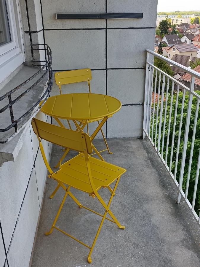 Chelles Centre Ville 2 Chambres Pres Des Bords De Marne 10 Minutes A Pieds De La Gare De Chelles-Gournay 5 Minutes De La Gare De Vaires-Sur-Marne 20 Minutes De Disneyland Jusqu'A 5 Couchages Possibles Ngoại thất bức ảnh